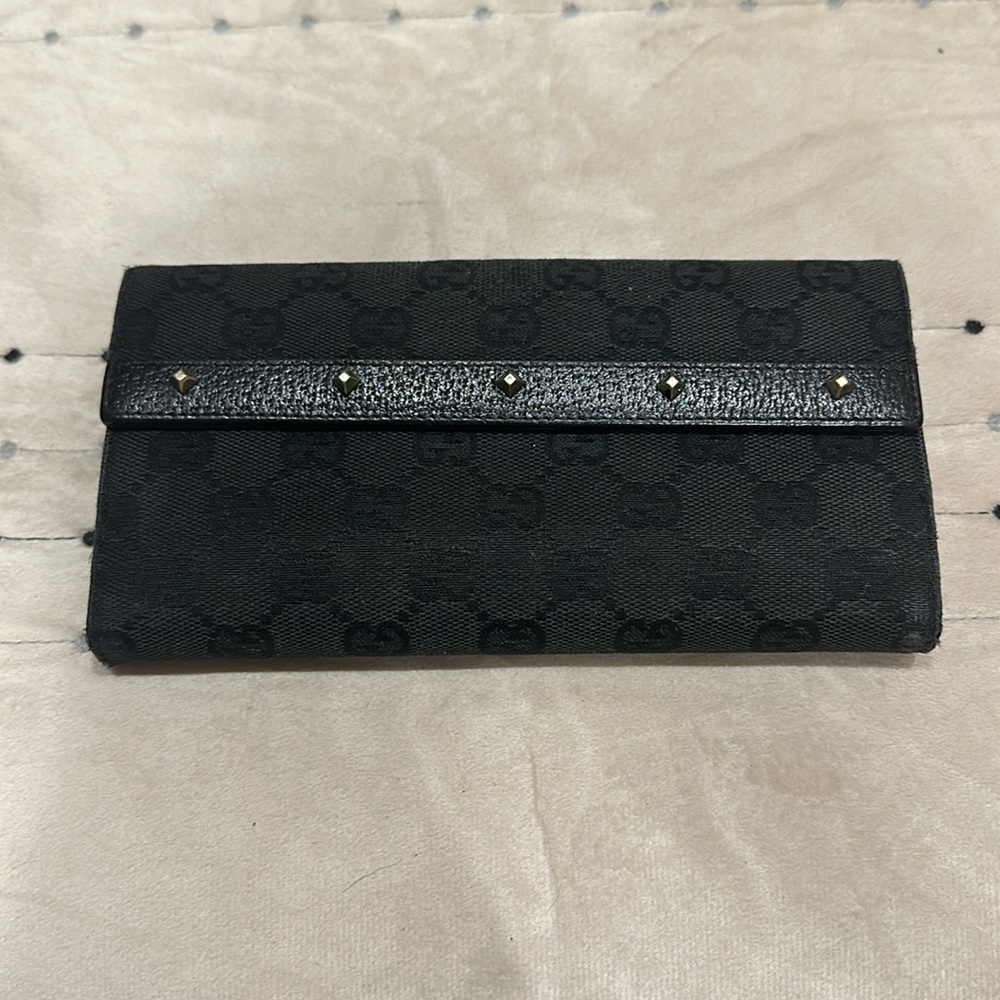 Gucci wallet!